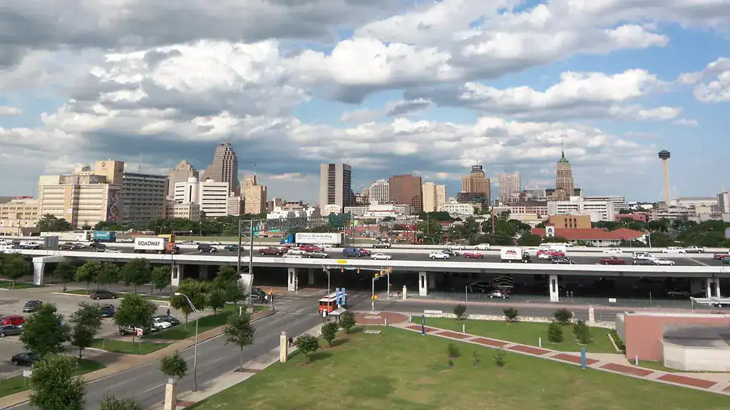 Living in San Antonio complete local lifestyle guide